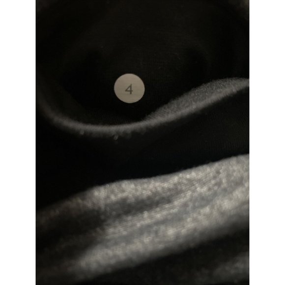 Lululemon Yin To You Crop Wee Are From Space Black March Multi / Black. Size 4 - Picture 3 of 10